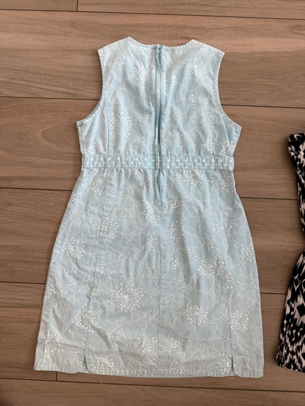 Girl’s dress pattern - Black Pattern, Light Blue, Dusty Pink Lace size med 8/9 - Picture 6 of 8